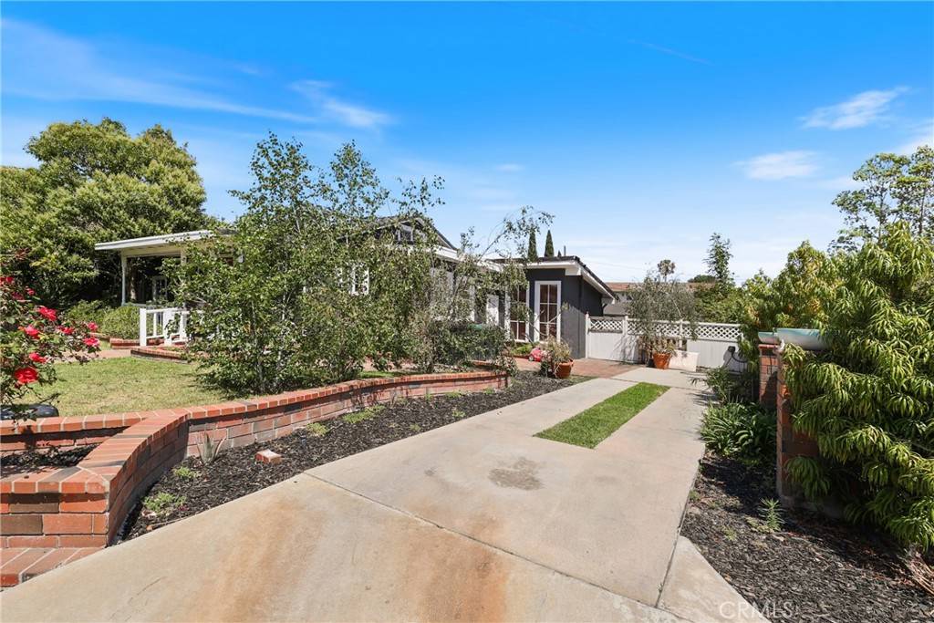Costa Mesa, CA 92627,2642 Westminster PL