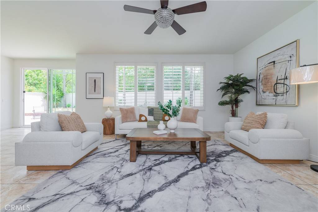 Irvine, CA 92606,27 Maryland