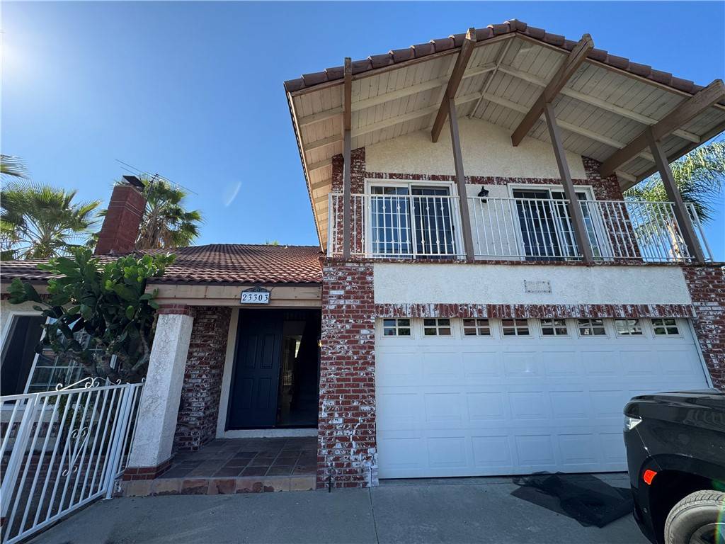Diamond Bar, CA 91765,23303 Stirrup DR