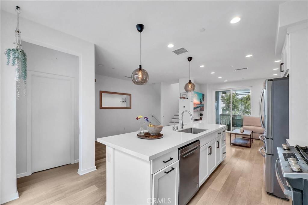 Anaheim, CA 92805,791 S Mosaic ST