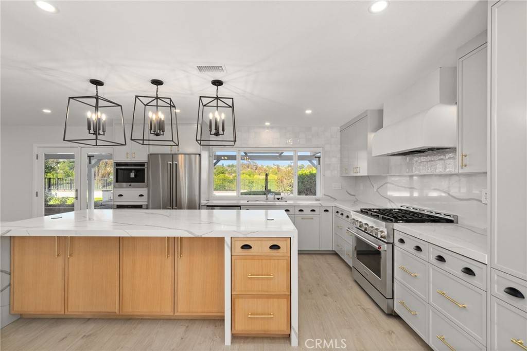 Mission Viejo, CA 92692,24362 Via Santa Clara