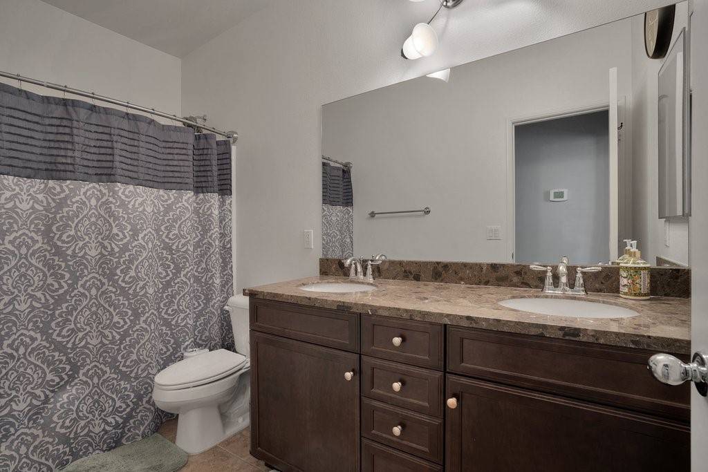 Indio, CA 92203,42333 Everest DR