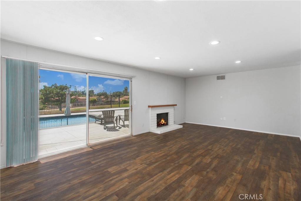 Jurupa Valley, CA 92509,5641 Camino Real