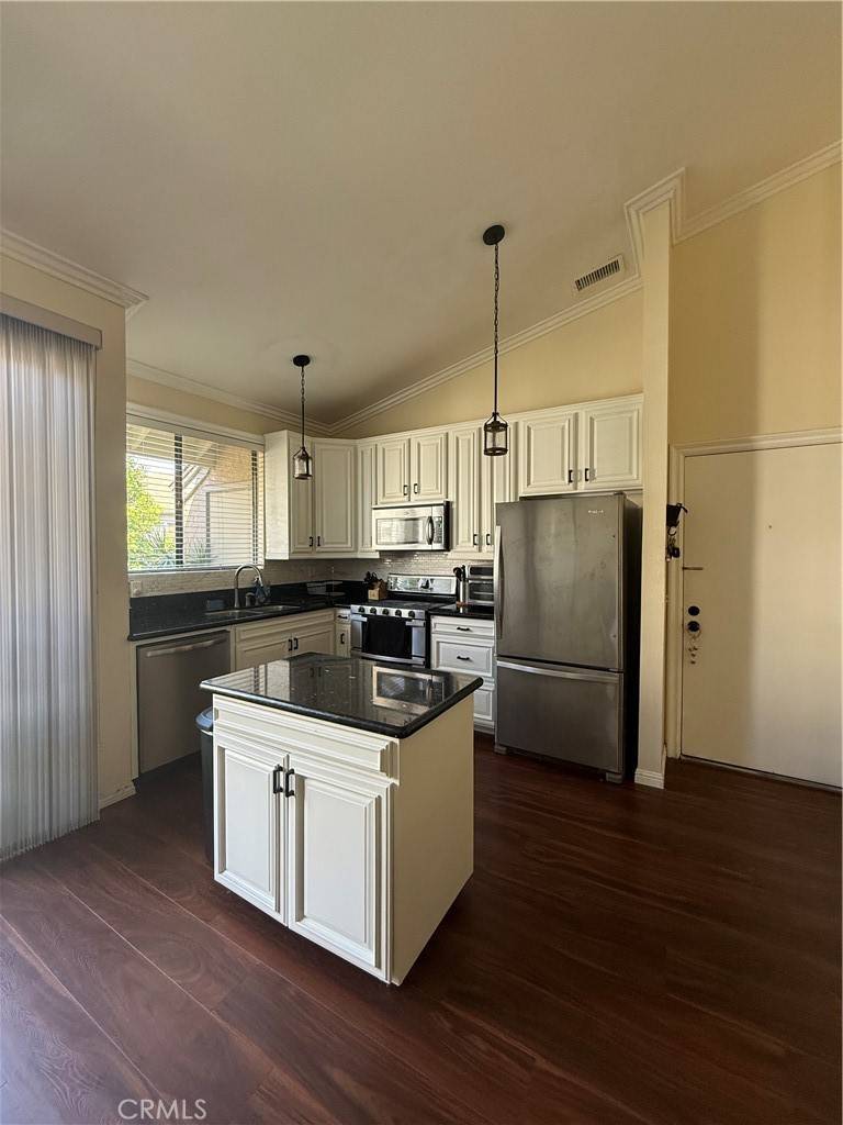 Garden Grove, CA 92840,10591 Lakeside DR S #198