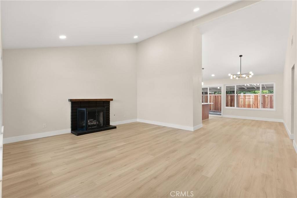 Rancho Cucamonga, CA 91730,8013 Orangewood DR