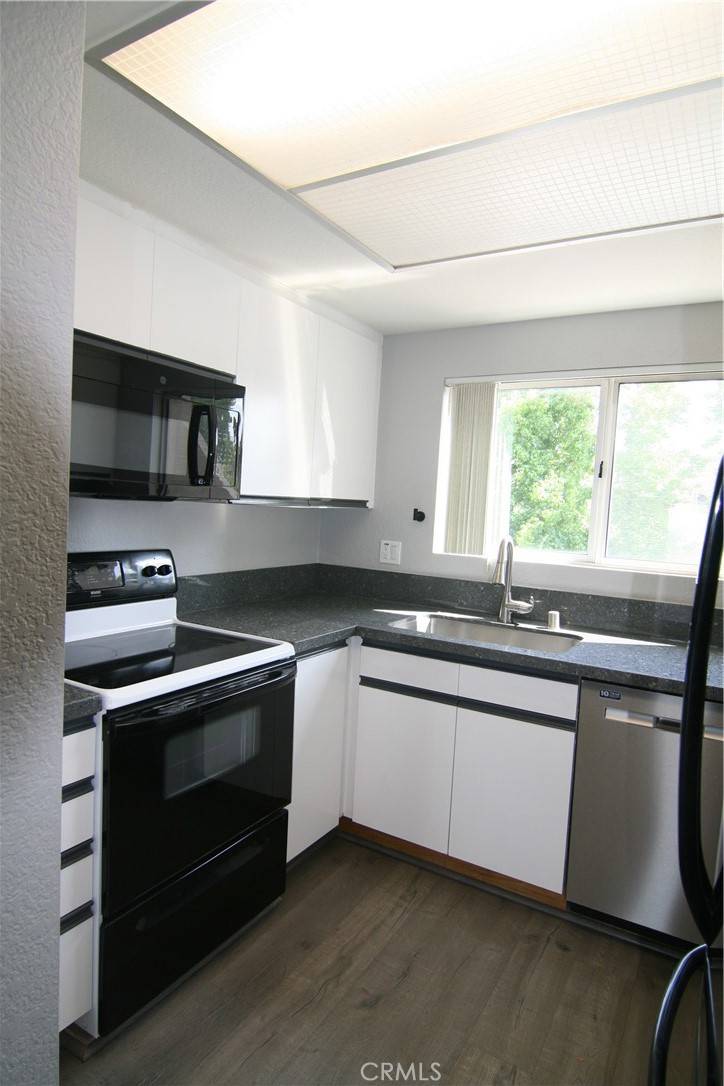 Mission Viejo, CA 92691,27806 Violet #134