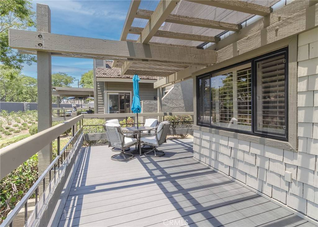 Irvine, CA 92604,4 Lakeknoll #43
