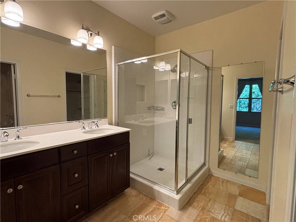 Irvine, CA 92618,30 Bijou