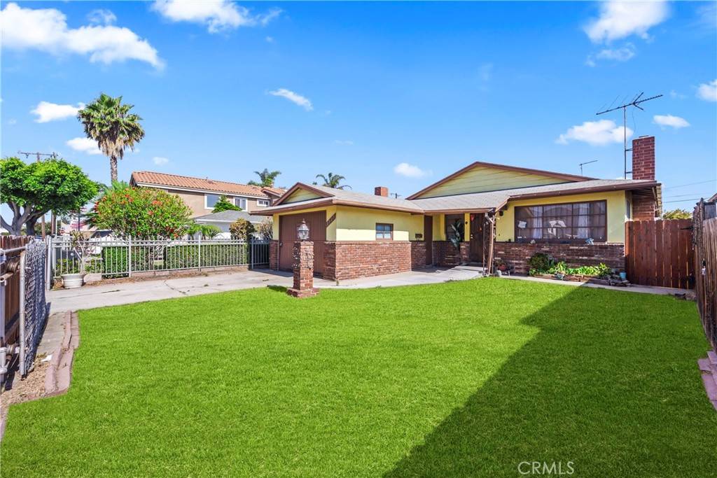 Hawthorne, CA 90250,3929 W 119th PL