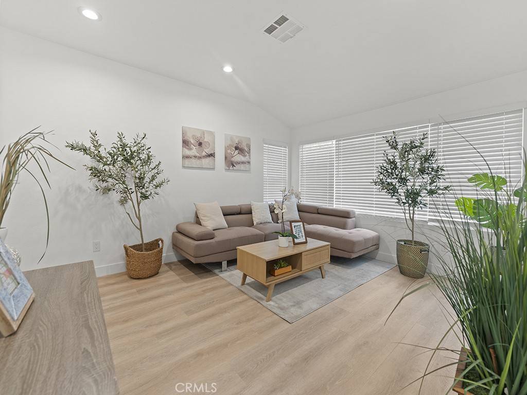 Garden Grove, CA 92840,11081 Iris DR