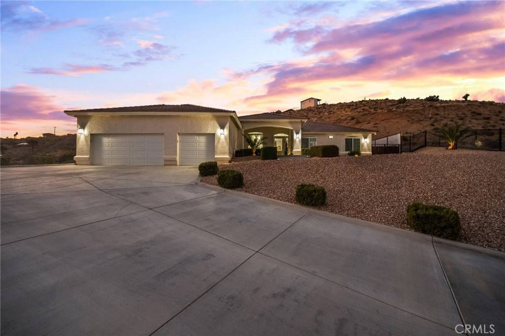 Hesperia, CA 92345,7590 Arrowhead Lake RD