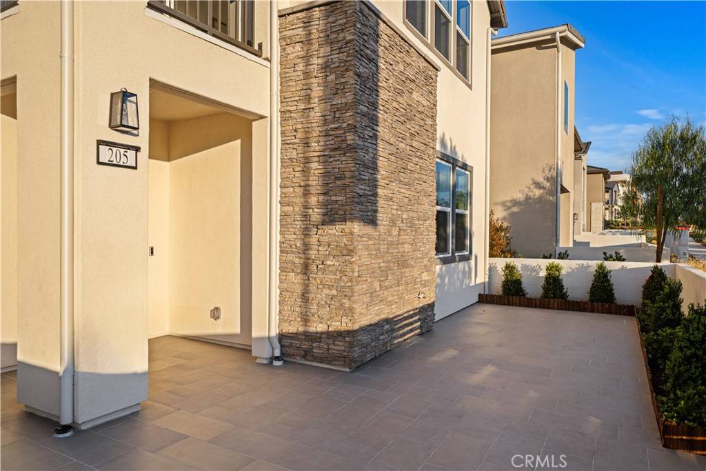 Irvine, CA 92618,205 Culture