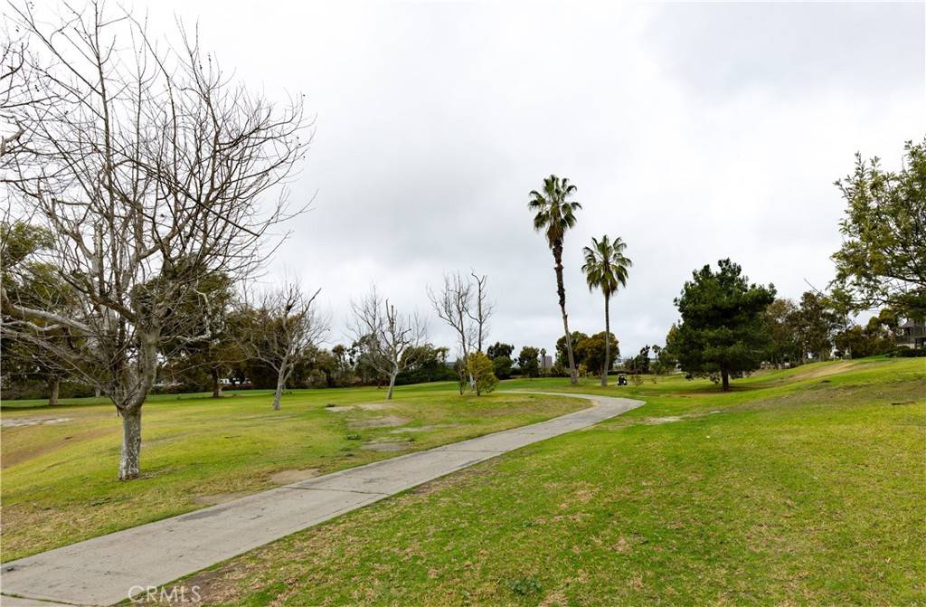 Irvine, CA 92612,9 Flores #26