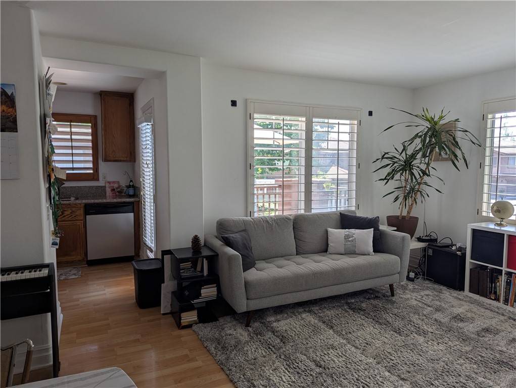 Aliso Viejo, CA 92656,47 Red Bud