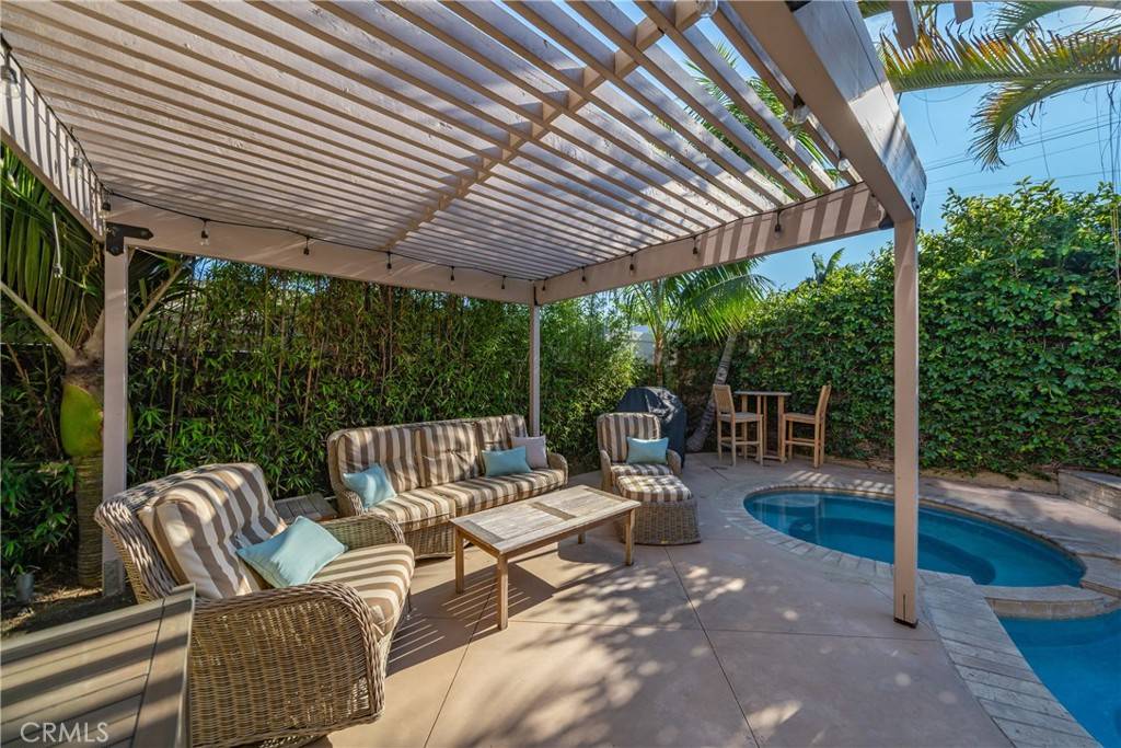 Huntington Beach, CA 92646,20531 Paisley LN