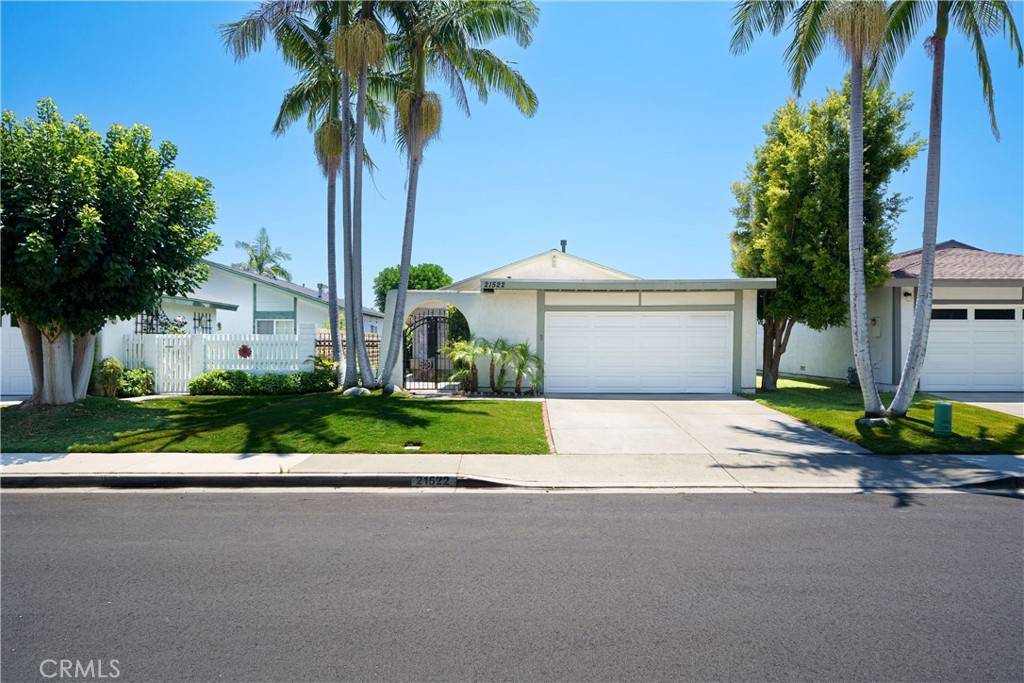 Mission Viejo, CA 92691,21522 Pedroso
