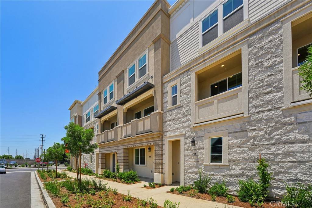 Upland, CA 91786,117 Towns AVE
