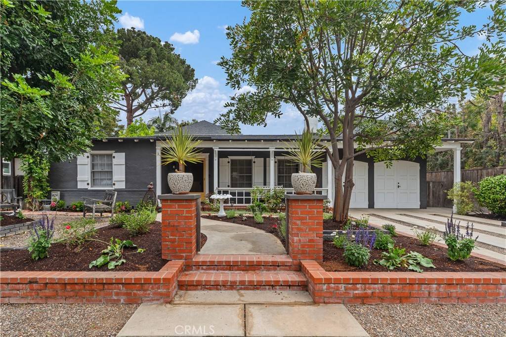 Santa Ana, CA 92706,411 Edgewood RD