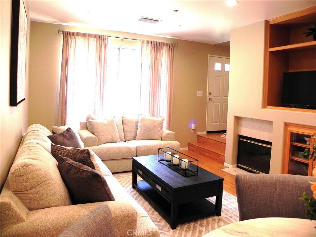 Trabuco Canyon, CA 92679,28506 Sorano