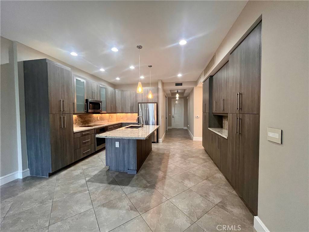 Other, FL 33308,4511 El Mar DR #307