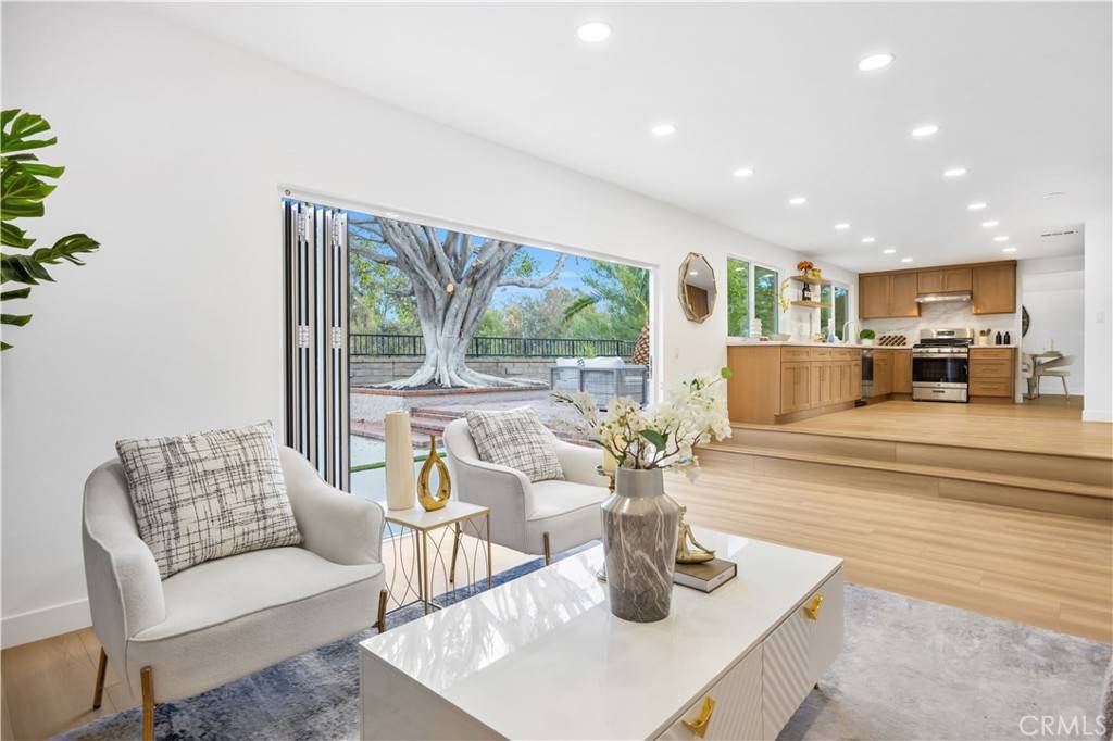 Mission Viejo, CA 92691,27662 Esla