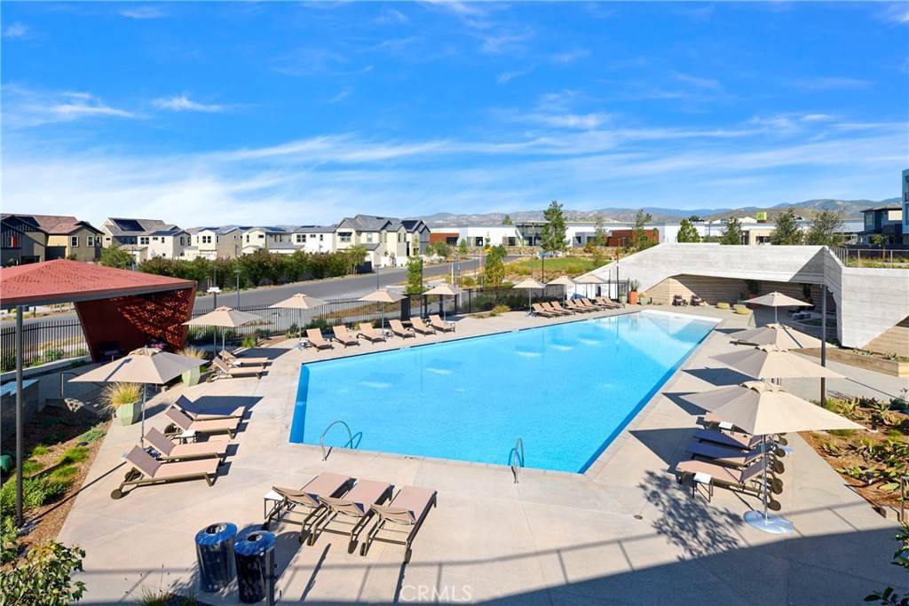 Irvine, CA 92618,351 Baluster