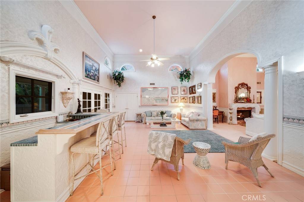 Laguna Hills, CA 92653,25731 Dillon RD