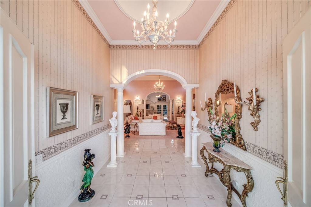 Laguna Hills, CA 92653,25731 Dillon RD