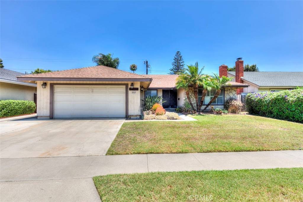 Santa Ana, CA 92705,2717 Dayna ST