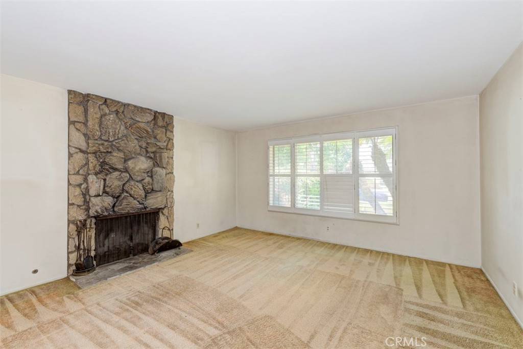 Santa Ana, CA 92705,2717 Dayna ST