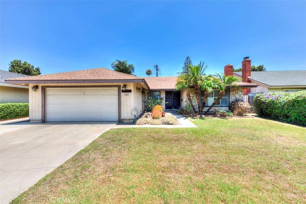 Santa Ana, CA 92705,2717 Dayna ST