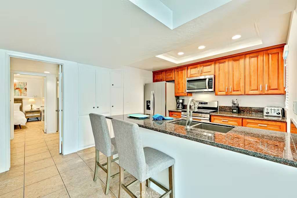 Newport Beach, CA 92663,125 46th ST #A
