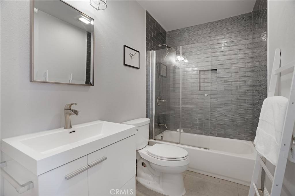 Dana Point, CA 92629,33601 Via Corvalian #4
