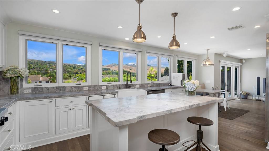 Irvine, CA 92603,10 Flintridge