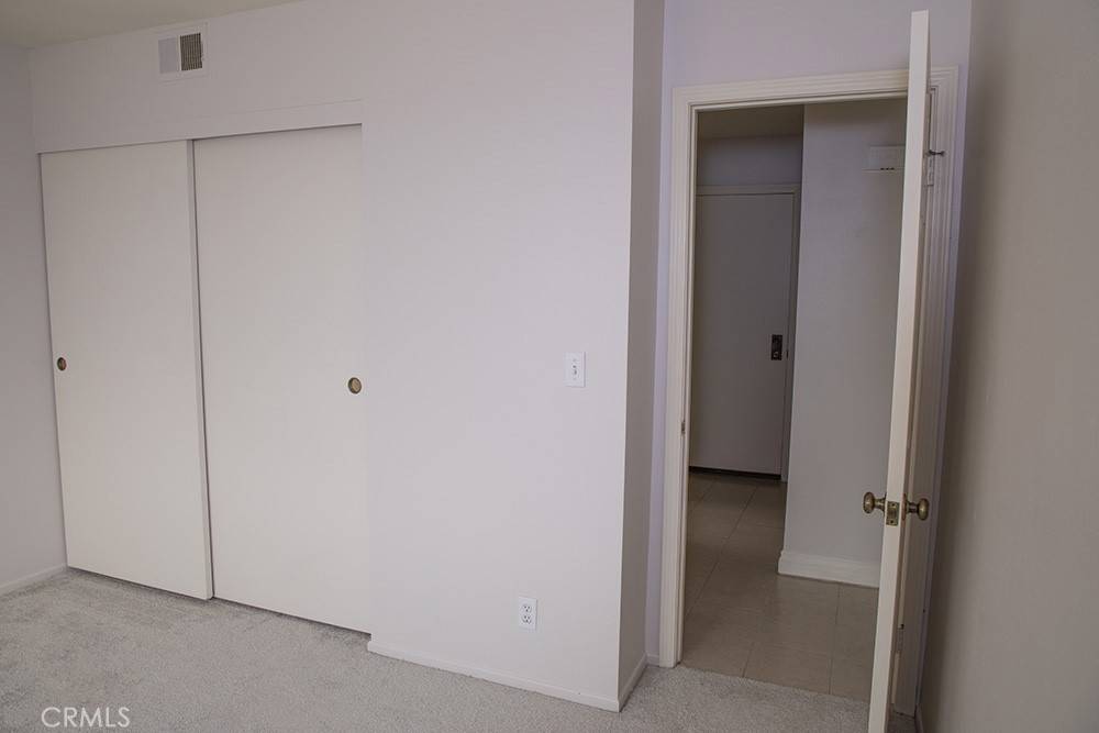 Lake Forest, CA 92630,21691 Queensbury DR