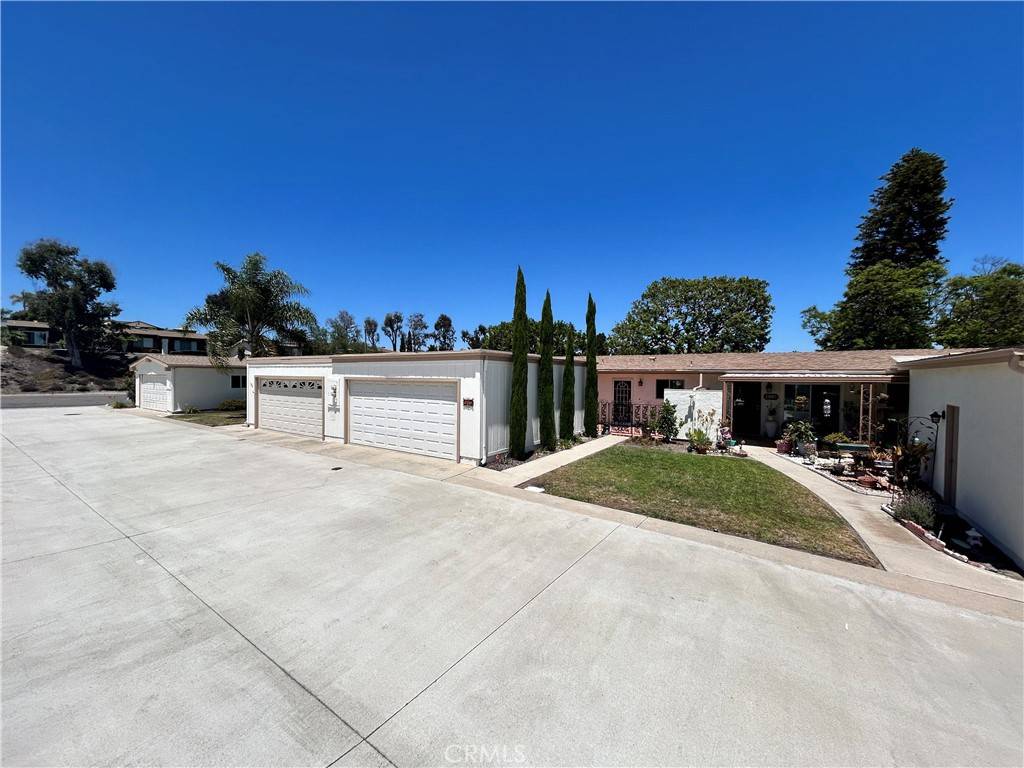 Oceanside, CA 92057,512 Allspice WAY