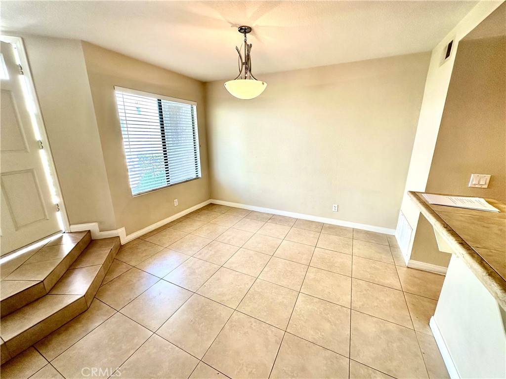 Irvine, CA 92606,339 Deerfield AVE #20