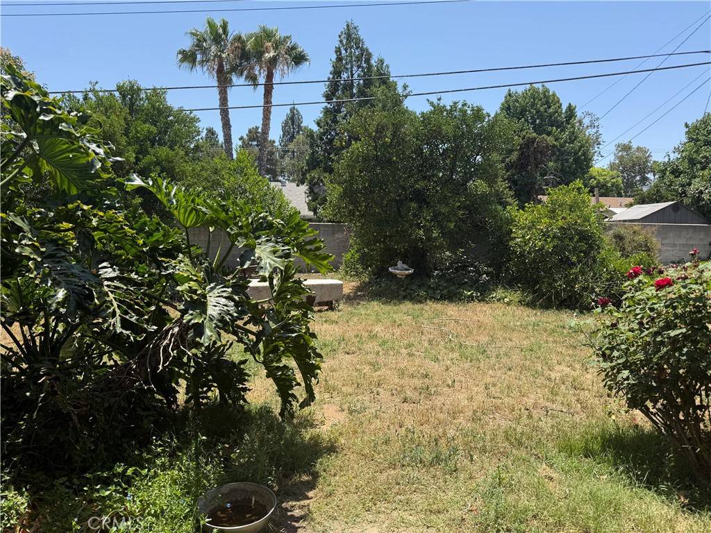 Rialto, CA 92377,5874 Olive AVE