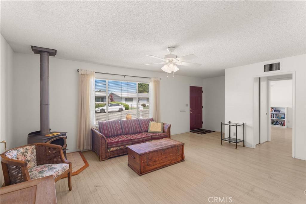 Hemet, CA 92543,880 S Ramona ST