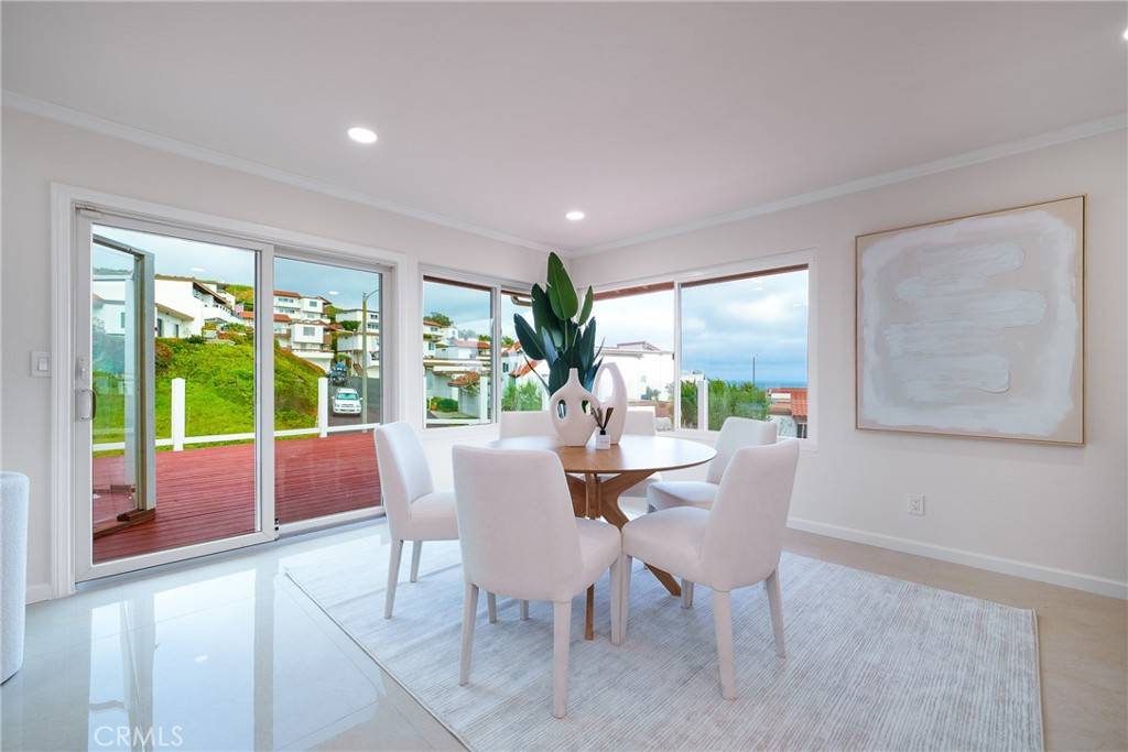 San Clemente, CA 92673,3823 Via Manzana