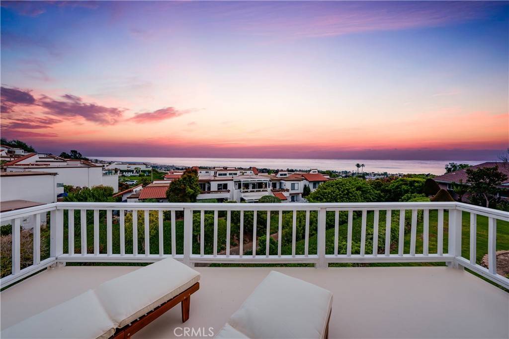 San Clemente, CA 92673,3823 Via Manzana