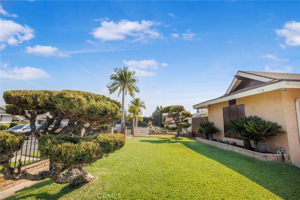 Hacienda Heights, CA 91745,1124 Folkstone AVE