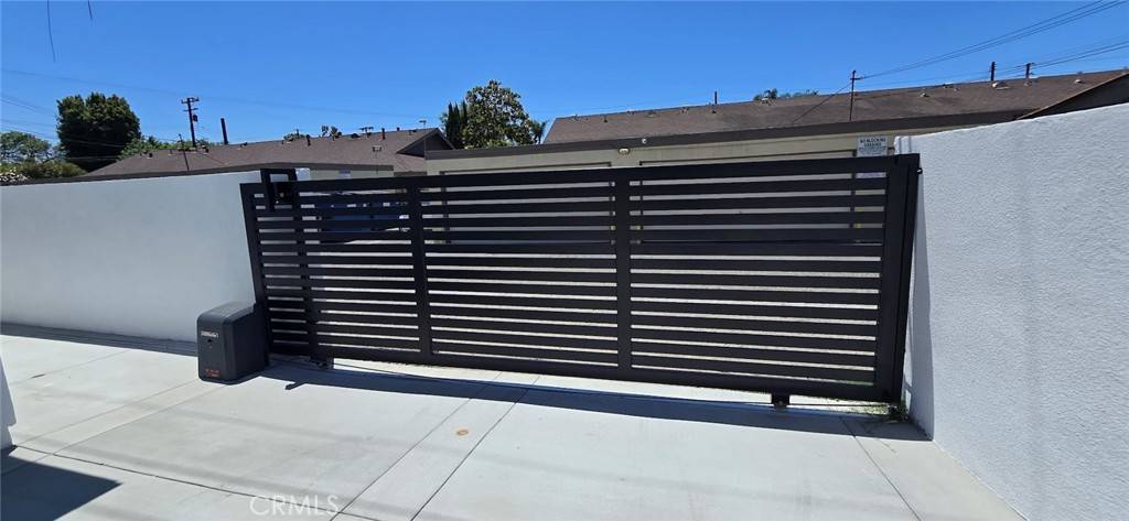 Santa Ana, CA 92704,2726 W Pendleton AVE #2