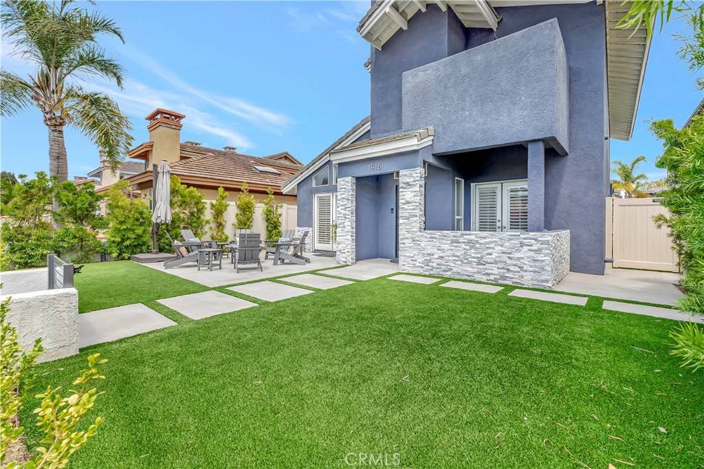 Huntington Beach, CA 92648,1916 Pine ST