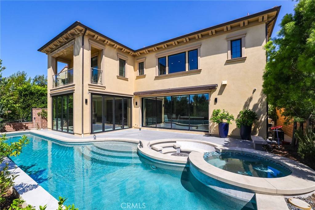 Irvine, CA 92602,102 Mountain Sky