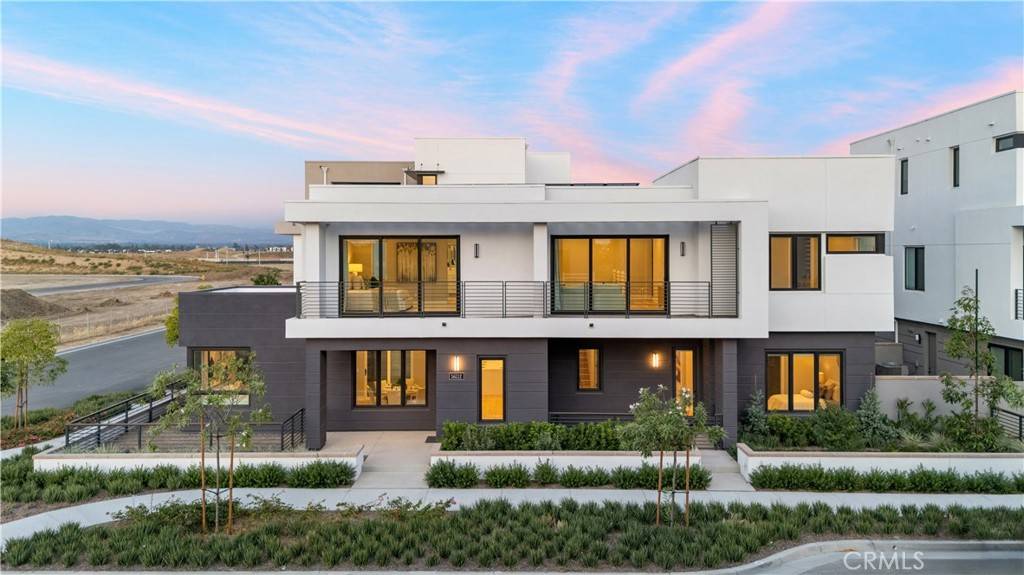 Tustin, CA 92782,16112 Veterans WAY