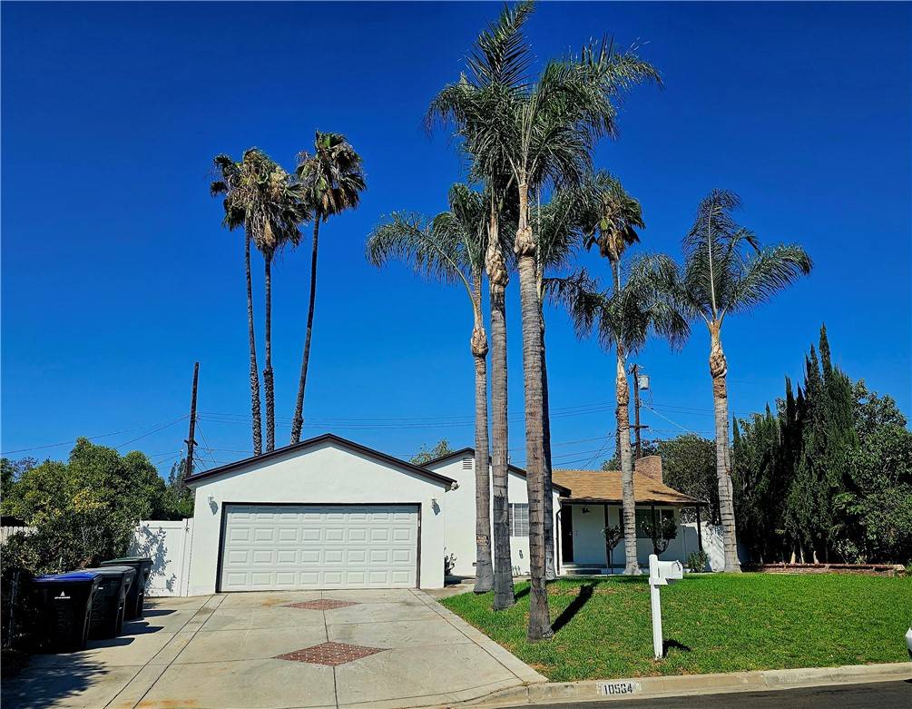 Riverside, CA 92505,10564 Young ST