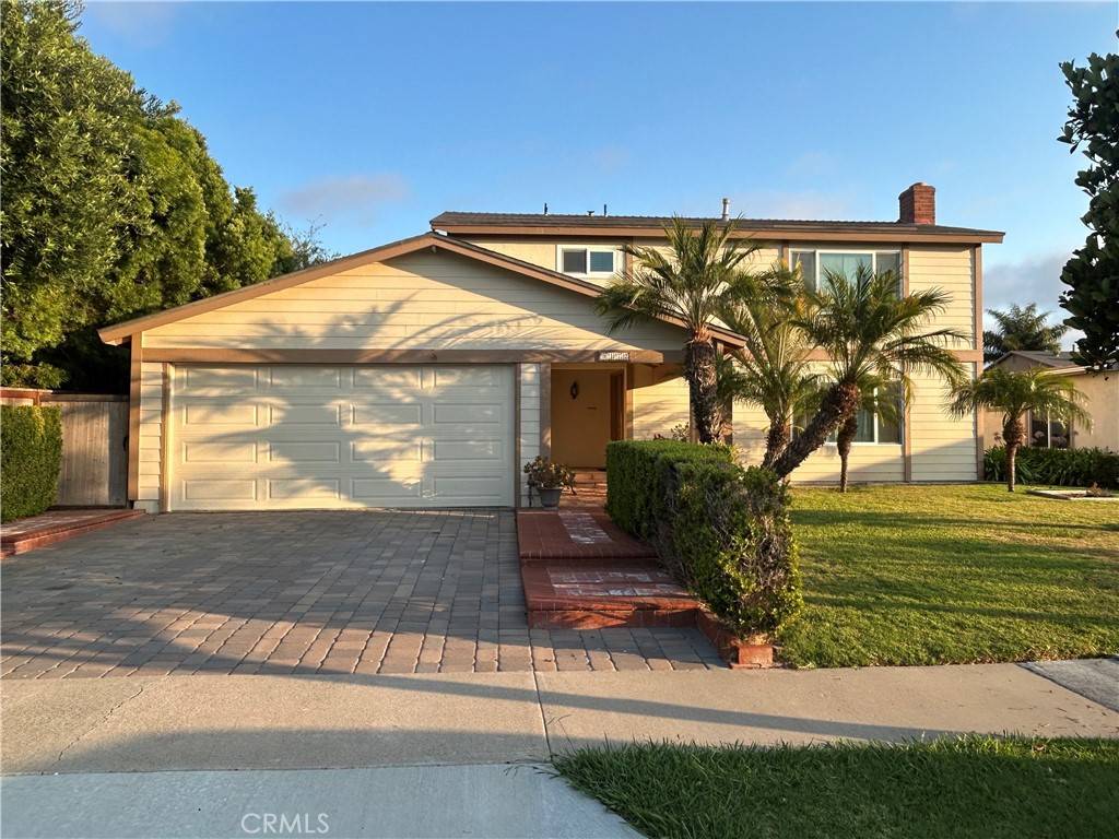 Huntington Beach, CA 92646,9172 Veronica DR