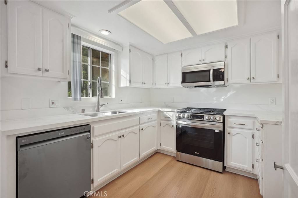 Bellflower, CA 90706,9619 Olive ST #B