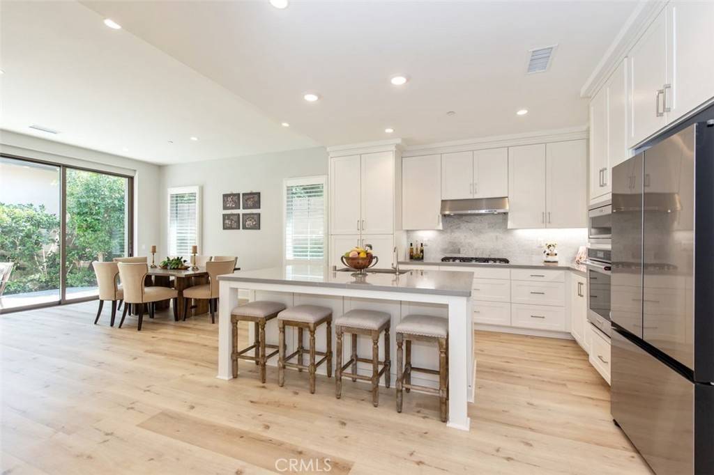 Irvine, CA 92602,114 Vigna